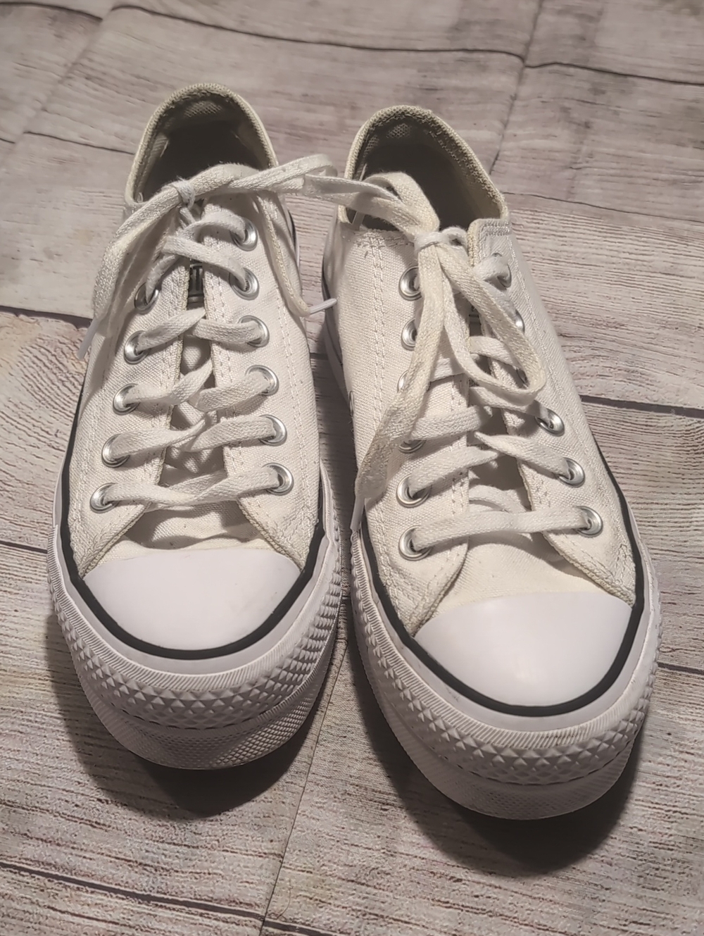 Converse Chuck Taylor Women's All Star Lift White Platform Sneakers Size 6